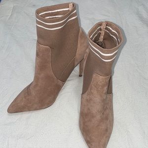 Steve Madden sock heal